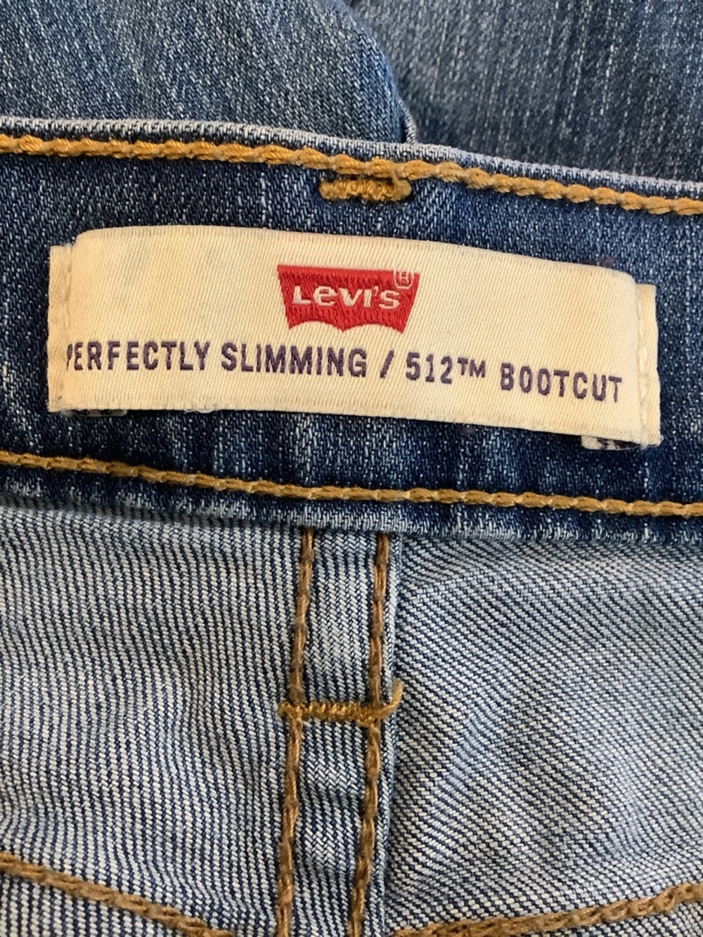 LEVI’S Women’s Perfectly Slimming 512 Bootcut Stretch Medium Wash Jeans 14 S/C - Picture 7 of 10